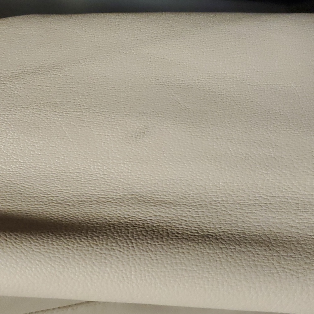 Beige Leather Jacket - Picture 4 of 8